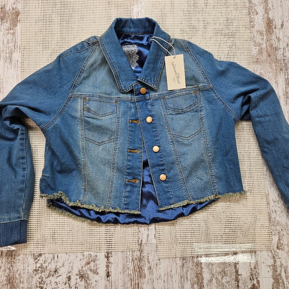 Universal Denim Women's Stretchy Cotton Blend High Low Jean Jacket Medium Blue